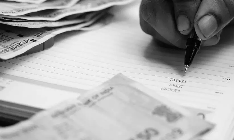 ആർ.ഡി.ഒ കോടതിയിലെ തൊണ്ടിമുതൽ മോഷണം; ഉദ്യോഗസ്ഥരുടെ ആസ്തി വർധനയും പരിശോധിക്കും ആർ.ഡി.ഒ കോടതിയിലെ തൊണ്ടിമുതൽ മോഷണം; ഉദ്യോഗസ്ഥരുടെ ആസ്തി വർധനയും പരിശോധിക്കും