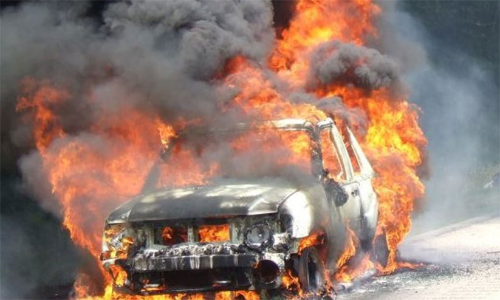 വേനൽക്കാല തീപിടിത്തം: ഏഴു​ വസ്തുക്കൾ വാഹനത്തിൽ സൂക്ഷിക്കരുതെന്ന്​ നി​ർദേശം