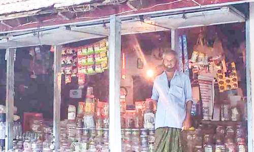 അനുഭവങ്ങൾ ഏറെയുണ്ട്​ ഹനീഫയുടെ പലചരക്കുകടക്ക്