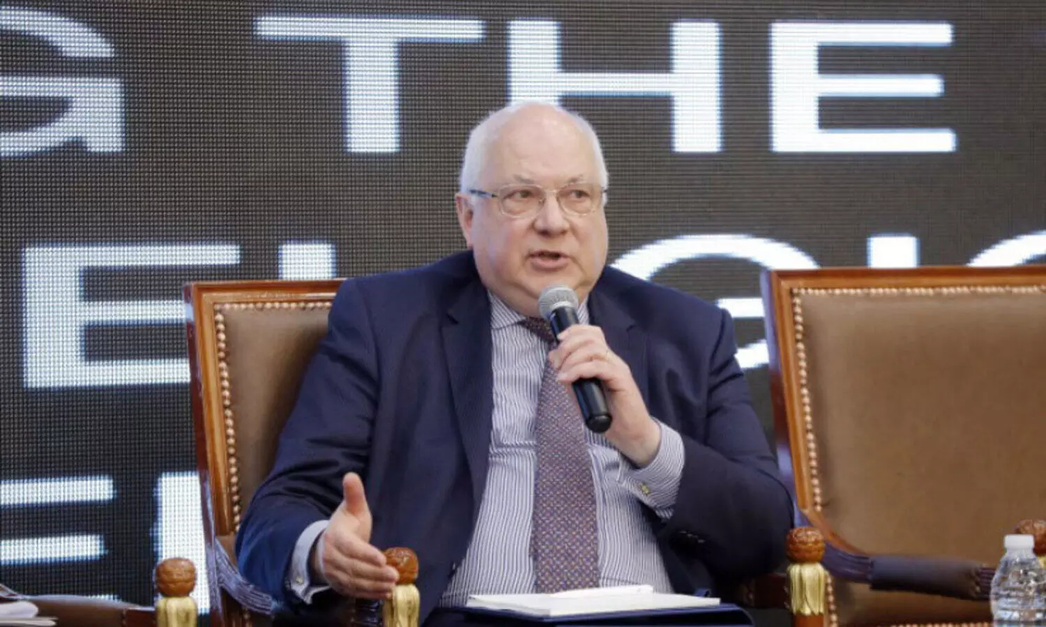 മതസ്വാതന്ത്ര്യം: ബഹ്‌റൈന്റെ പ്രതിബദ്ധത അഭിനന്ദനീയമെന്ന് ഫ്രഞ്ച് ഉപദേഷ്ടാവ്