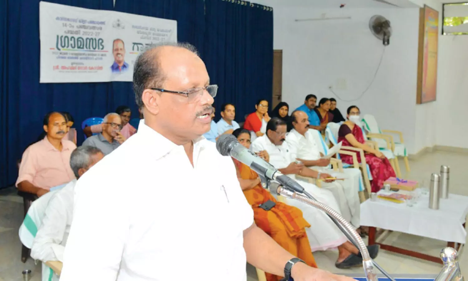 നവകേരള നിര്‍മിതിക്ക് തദ്ദേശസ്ഥാപനങ്ങള്‍ വലിയ പങ്കുവഹിച്ചു -മന്ത്രി