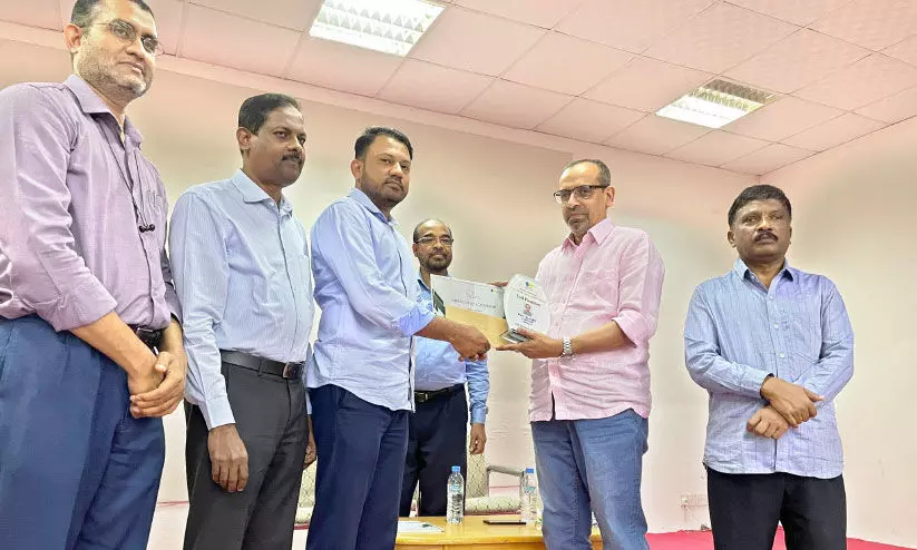 ഖുർആൻ പരീക്ഷ വിജയികൾ‌ക്ക്‌ സമ്മാന വിതരണം