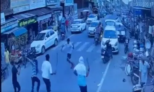 പഞ്ചാബിൽ അജ്ഞാതസംഘം നടുറോട്ടിൽ വെച്ച് യുവാവിനെ കഴുത്തറുത്ത് കൊന്നു