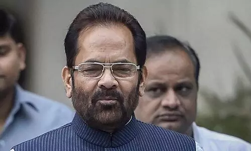 നഖ്​വിക്ക്​ ലോക്സഭയിലും സീറ്റില്ല; മ​ന്ത്രി​സ​ഭ​യി​ൽ നി​ന്ന് പു​റ​ത്തേ​ക്ക്​