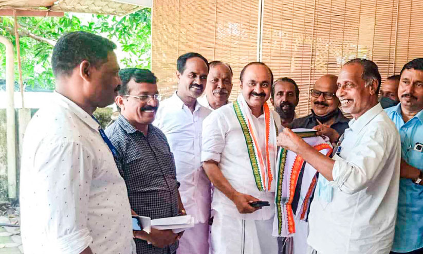 തൃക്കാക്കര: തന്റെ വ്യക്തിപരമായ നേട്ടമല്ലെന്ന് വി.ഡി. സതീശൻ തൃക്കാക്കര: തന്റെ വ്യക്തിപരമായ നേട്ടമല്ലെന്ന് വി.ഡി. സതീശൻ