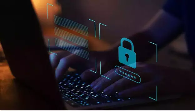 വെബ്സൈറ്റ് ഹാക്ക് ചെയ്ത് വ്യാജ മാർക്ക് ഷീറ്റും സർട്ടിഫിക്കറ്റും വിറ്റു; രണ്ട് പേർ പിടിയിൽ വെബ്സൈറ്റ് ഹാക്ക് ചെയ്ത് വ്യാജ മാർക്ക് ഷീറ്റും സർട്ടിഫിക്കറ്റും വിറ്റു; രണ്ട് പേർ പിടിയിൽ