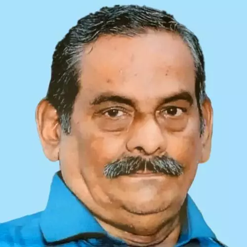 പീ​താം​ബ​ര​ൻ