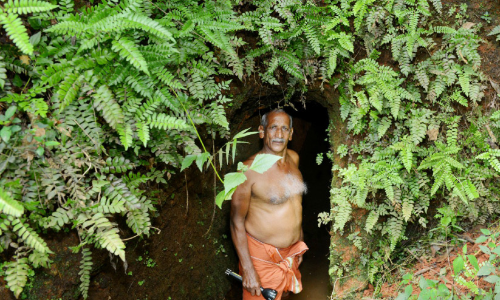 പ്രായം 69; കുഞ്ഞമ്പു നിർമിച്ചത് 1400ലേറെ സുരങ്കങ്ങൾ