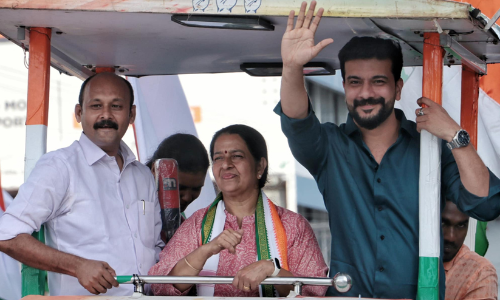 മുഖ്യമന്ത്രിയെ മാൻഡ്രേക്ക് എന്ന് വിളിക്കാമോ? -പിഷാരടിയെ പരിഹസിക്കുന്നവരോട് രാഹുൽ മാങ്കൂട്ടത്തിന്റെ ചോദ്യം