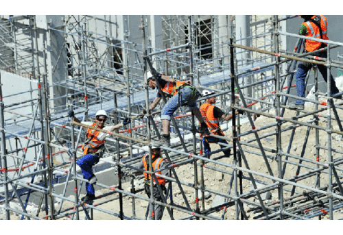 സൗദിയിൽ ഉച്ചവെയിലിൽ പുറം ജോലികൾക്ക് നിരോധനം ഏർപ്പെടുത്തി