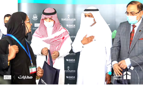 ജിദ്ദ വിമാനത്താവളം വഴി തീർഥാടകർ എത്തിത്തുടങ്ങി