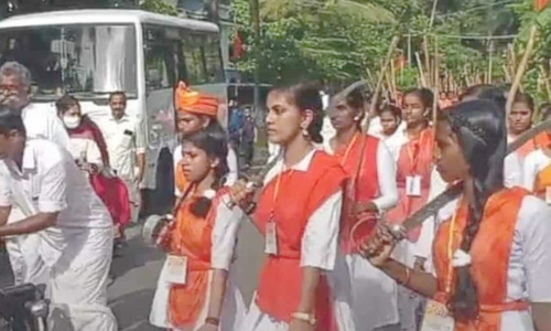 ദുര്‍ഗാവാഹിനി പ്രകടനം: വാളുകൾ കണ്ടെടുത്തു