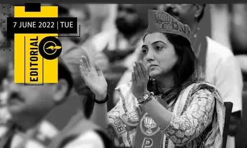 ഹിം​സാ​ത്മ​ക ഹി​ന്ദു​ത്വ​യെ ക​യ​റൂ​രിവി​ട്ടാ​ൽ