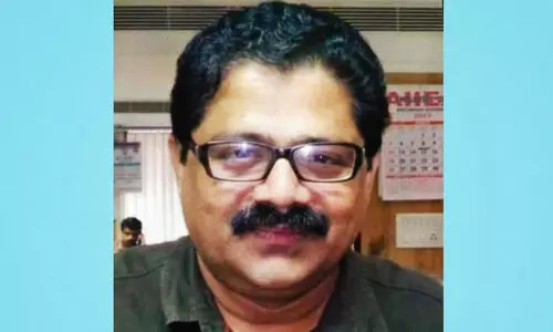 വാഹനാപകടത്തിൽ എൽ.ഐ.സി ബ്രാഞ്ച് ഓഫിസർ മരിച്ചു