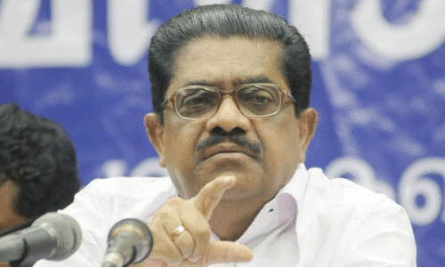 കോൺഗ്രസിന്‍റെ മൃദുഹിന്ദുത്വ സമീപനം മാറ്റണം –സുധീരന്‍