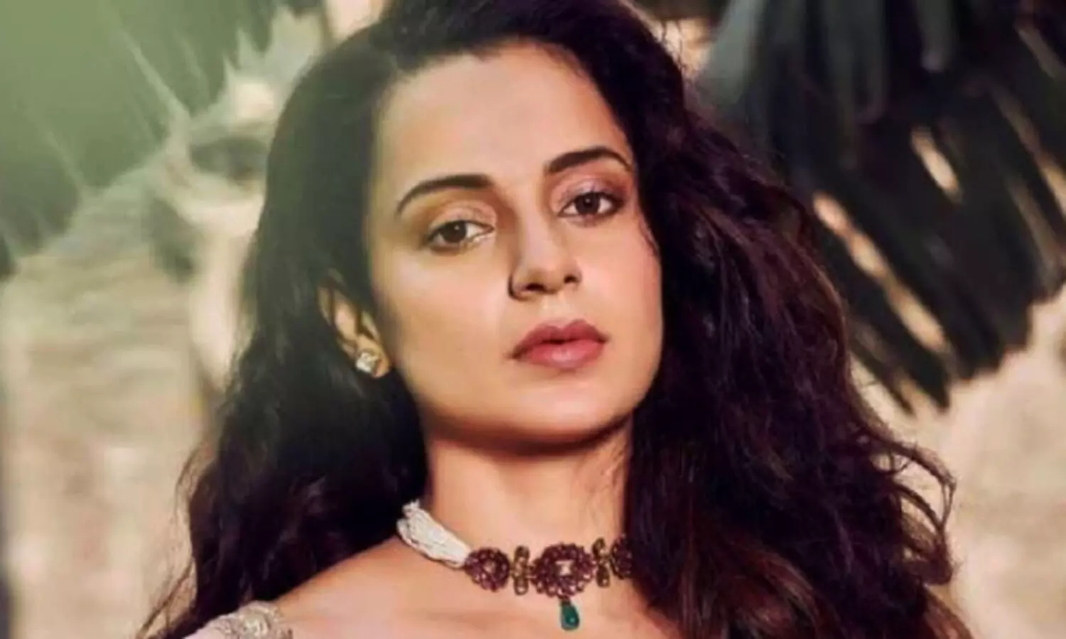 പാരഡി വിഡിയോ തെറ്റിദ്ധരിച്ച് ഖത്തർ എയർവേയ്സ് സി.ഇ.ഒയെ തെറിപറഞ്ഞ് കങ്കണ; താരത്തിന് പറ്റിയ അമളിയറിയാം