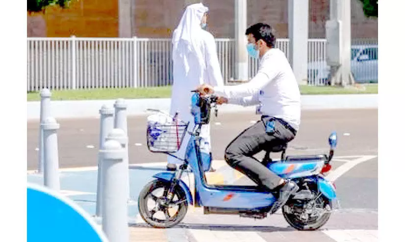 നിൽക്കേണ്ട വണ്ടിയിൽ ഇരിക്കരുത് നിൽക്കേണ്ട വണ്ടിയിൽ ഇരിക്കരുത്