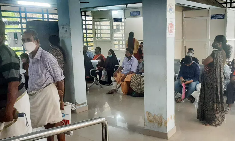 തെക്കന്‍ മലയോര മേഖലയില്‍ പനി ബാധിതരുടെ എണ്ണം കൂടുന്നു