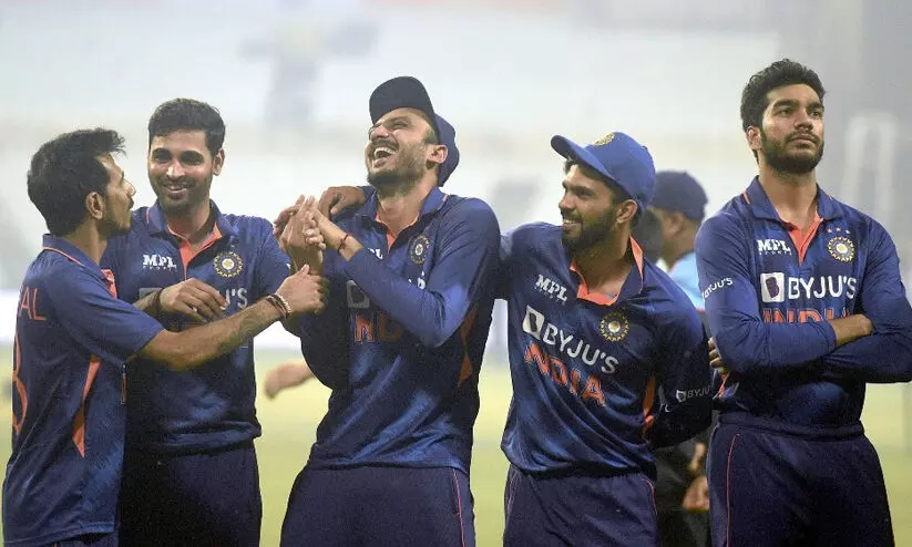 വിജയക്കുതിപ്പിന്റെ റെക്കോർഡിൽ കണ്ണുനട്ട് ദക്ഷിണാഫ്രിക്കക്കെതിരെ ഇന്ത്യയിറങ്ങുന്നു വിജയക്കുതിപ്പിന്റെ റെക്കോർഡിൽ കണ്ണുനട്ട് ദക്ഷിണാഫ്രിക്കക്കെതിരെ ഇന്ത്യയിറങ്ങുന്നു