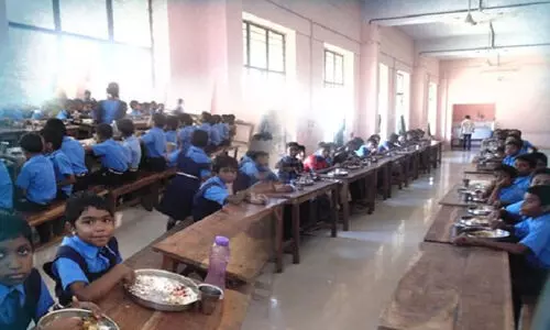 ഞാറനീലി സ്‌കൂൾ: സ്ഥിര അധ്യാപകരെ നിയമിക്കാനുള്ള നടപടികള്‍ സ്വീകരിക്കണം- നിയമസഭാ സമിതി