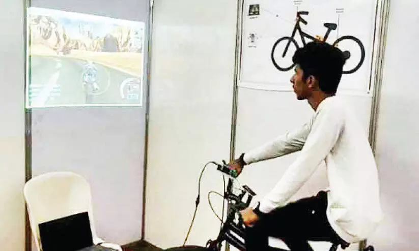 വിനോദത്തിനൊപ്പം ആരോഗ്യവും; ഗെയിമിങ് ബൈക്കുമായി സഹൃദയ വിദ്യാർഥികള് വിനോദത്തിനൊപ്പം ആരോഗ്യവും; ഗെയിമിങ് ബൈക്കുമായി സഹൃദയ വിദ്യാർഥികള്