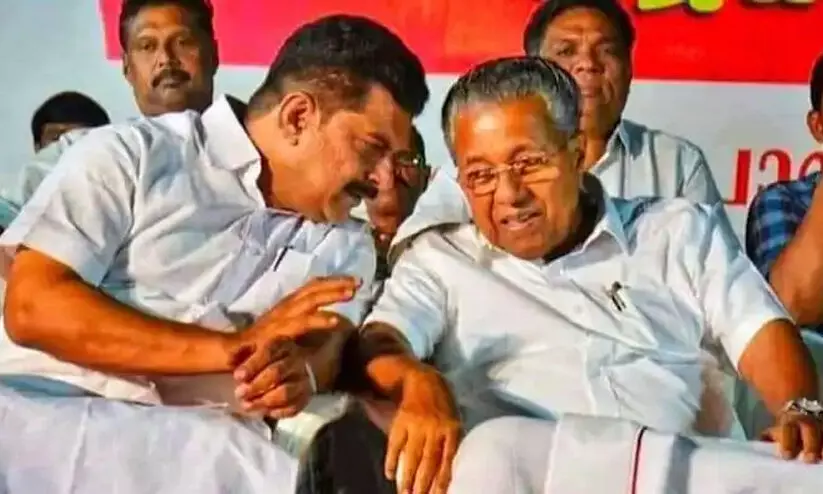 pv anwar and pinarayi