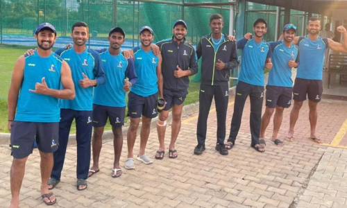 ക്രീ​സി​ലി​റ​ങ്ങി​യവർക്കെല്ലാം അർധ സെഞ്ച്വറി; ബം​ഗാ​ളി​ന് ചരിത്രനേട്ടം