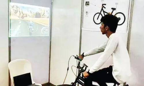 വിനോദത്തിനൊപ്പം ആരോഗ്യവും; ഗെയിമിങ് ബൈക്കുമായി സഹൃദയ വിദ്യാർഥികള് വിനോദത്തിനൊപ്പം ആരോഗ്യവും; ഗെയിമിങ് ബൈക്കുമായി സഹൃദയ വിദ്യാർഥികള്