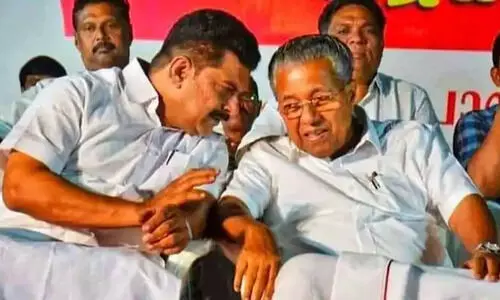 pv anwar and pinarayi