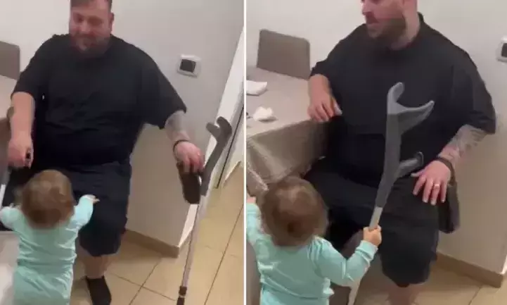 കാലൊടിഞ്ഞ അച്ഛനെ പരിചരിച്ച് രണ്ട് വയസുകാരി കാലൊടിഞ്ഞ അച്ഛനെ പരിചരിച്ച് രണ്ട് വയസുകാരി