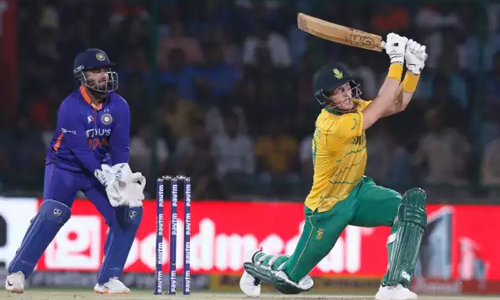 പന്തിന്റെ ഇന്ത്യയെ ചേസ് ചെയ്ത് തോൽപ്പിച്ച് ദക്ഷിണാഫ്രിക്ക; ഏഴ് വിക്കറ്റ് ജയം