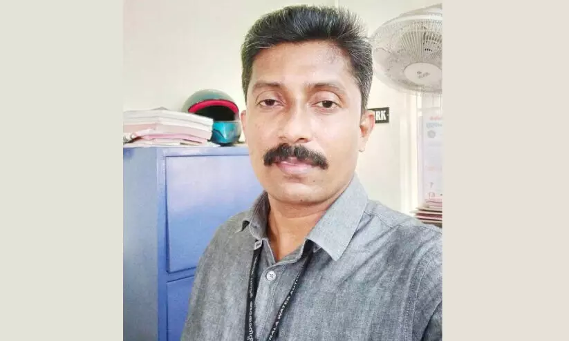വാ​ട്ട​ർ അ​തോ​റി​റ്റി​യി​ൽ പ​രാ​തി പ​രി​ഹാ​ര​ത്തി​ന് സോ​ഫ്റ്റ് വെ​യ​റു​മാ​യി ഷ​ഫീ​ഖ്