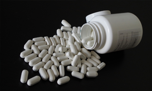 അനുജന് കൊണ്ടുപോയ മരുന്ന് നൗഫലിനെ എത്തിച്ചത് ജയിലിൽ; ഗൾഫിലേക്ക് മരുന്ന് കൊണ്ടുപോകുമ്പോൾ ഈ കാര്യങ്ങൾ ശ്രദ്ധിക്കാം അനുജന് കൊണ്ടുപോയ മരുന്ന് നൗഫലിനെ എത്തിച്ചത് ജയിലിൽ; ഗൾഫിലേക്ക് മരുന്ന് കൊണ്ടുപോകുമ്പോൾ ഈ കാര്യങ്ങൾ ശ്രദ്ധിക്കാം