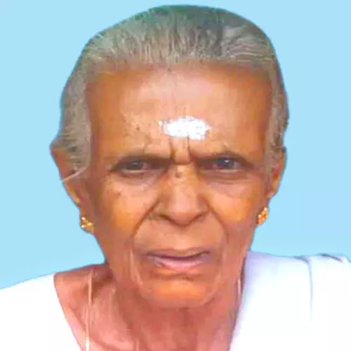 പൊ​ന്നു അ​മ്മ