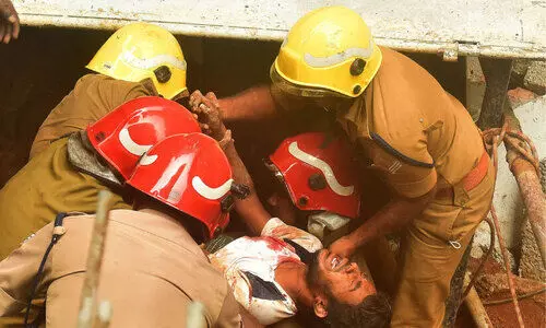 അപകടമുനമ്പിൽനിന്ന് അവർ രാഹുലിനെ  കോരിയെടുത്തു; ജീവിതത്തിലേക്ക്...