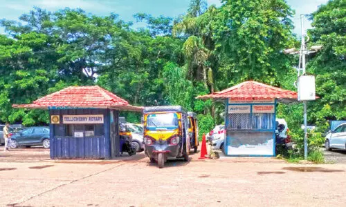 വൈദ്യുതി കണക്ഷനില്ല; എയ്ഡ്‌ പോസ്റ്റിൽ പൊലീസുകാർക്ക് ദുരിതം