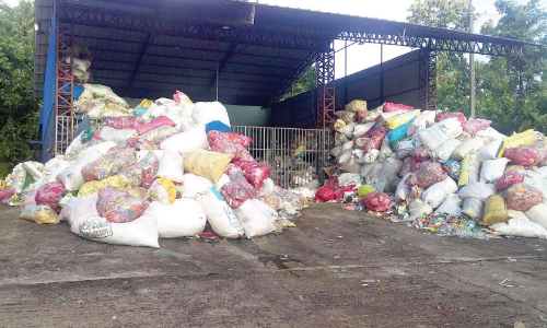 കെ.എസ്.ആര്‍.ടി.സി ഗാരേജ് പ്ലാസ്റ്റിക് മാലിന്യസംഭരണകേന്ദ്രമായി