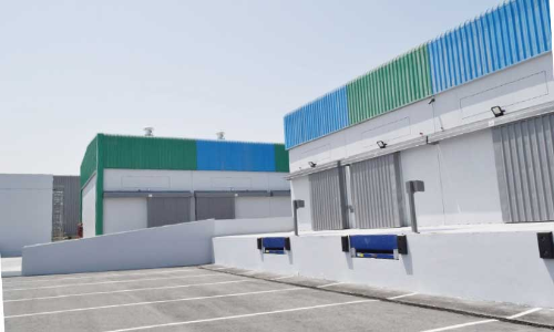 സുവർണ തിളക്കത്തിൽ അജ്മാൻ ഫ്രീ സോൺ