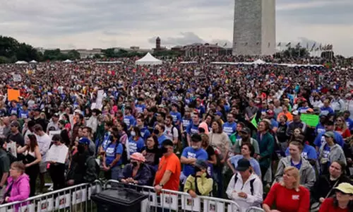 തോക്കുനിയമം മാറ്റണം; യു.എസിൽ പ്രതിേഷധത്തിര