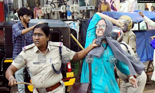 സമരത്തിനെത്തിയ ഫ്രറ്റേണിറ്റി പ്രവർത്തകർക്ക് ​​പൊലീസിന്‍റെ ക്രൂരമർദനം; നാലുപേർ ആശുപത്രിയിൽ