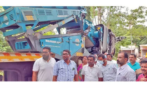 യന്ത്രം എത്തി; ചേലോറയിലെ മാലിന്യക്കൂമ്പാരം പഴങ്കഥയാകും