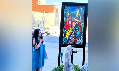 A native of Edavanakkad she organized an exhibition in the United States