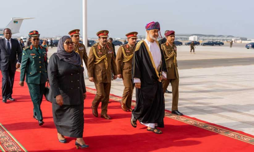 താ​ൻ​സ​നി​യ​ൻ പ്ര​സി​ഡ​ന്‍റി​​ന്‍റെ ഒ​മാ​ൻ പ​ര്യ​ട​ന​ത്തി​ന്​ തു​ട​ക്കം