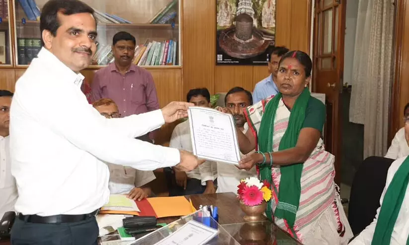 munni 876578 munni 876578