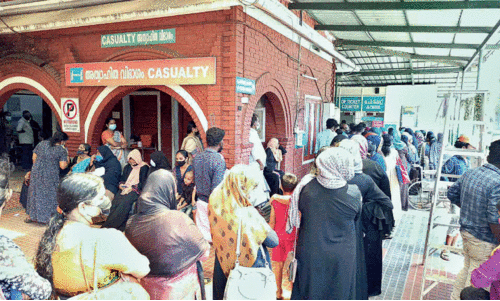 താ​ളം​തെ​റ്റി പൊ​ന്നാ​നി താ​ലൂ​ക്ക്​ ആ​ശു​പ​ത്രി​യി​ലെ പേ​ഷ്യ​ന്റ് മാ​നേ​ജ്മെ​ന്‍റ്​ സം​വി​ധാ​നം