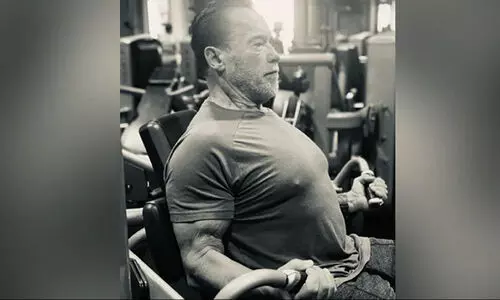 74ലും ഫിറ്റ്: ജിമ്മിലെ ചിത്രങ്ങൾ പങ്കുവെച്ച് ടെർമിനേറ്റർ