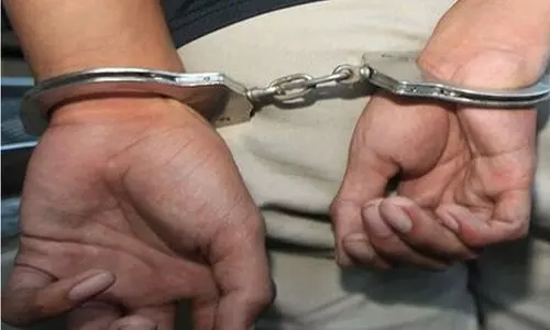 നിരവധി മോഷണ കേസുകളിൽ പ്രതികളായ രണ്ടു പേർ അറസ്റ്റിൽ നിരവധി മോഷണ കേസുകളിൽ പ്രതികളായ രണ്ടു പേർ അറസ്റ്റിൽ
