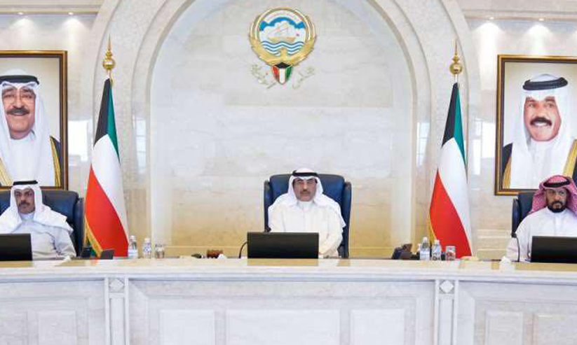 മന്ത്രിസഭ രാജിവെച്ച് രണ്ടുമാസത്തിലേറെയായി കാത്തിരിപ്പ് തുടരുന്നു മന്ത്രിസഭ രാജിവെച്ച് രണ്ടുമാസത്തിലേറെയായി കാത്തിരിപ്പ് തുടരുന്നു