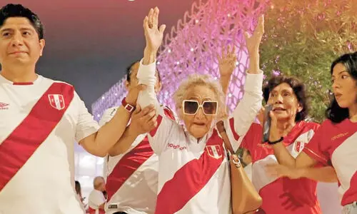 ബ്ലാ​ങ്ക മു​ത്ത​ശ്ശി​യു​ടെ ആ​ദ്യ ഫു​ട്​​ബാ​ൾ മാ​ച്ച്​