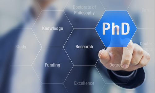 തിരുവനന്തപുരം സി.ഡി.എസിൽ എം.എ, പിഎച്ച്.ഡി